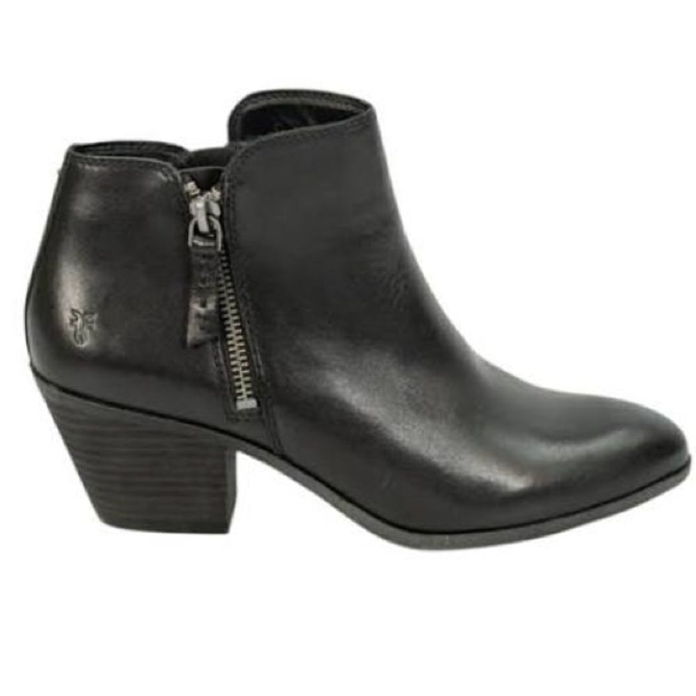 Frye Judith double zipper Black Ankle Boots